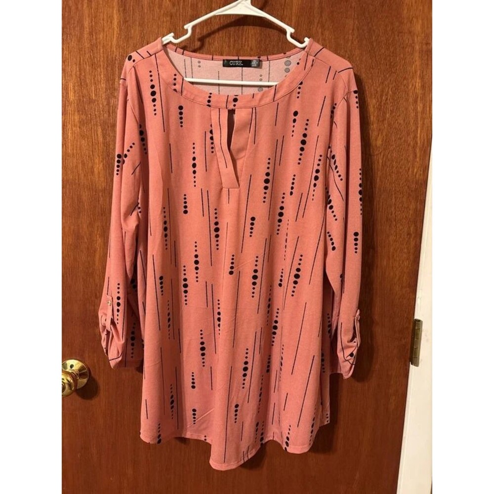 Women’s Cure Shirt Size 3XL
